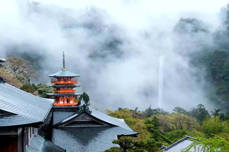 Nachi Falls